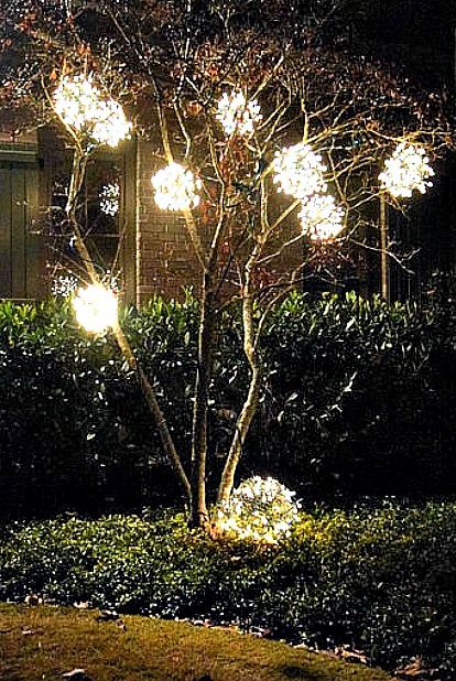 30 Best Outdoor Christmas Decorations - Christmas Yard Decorating Ideas