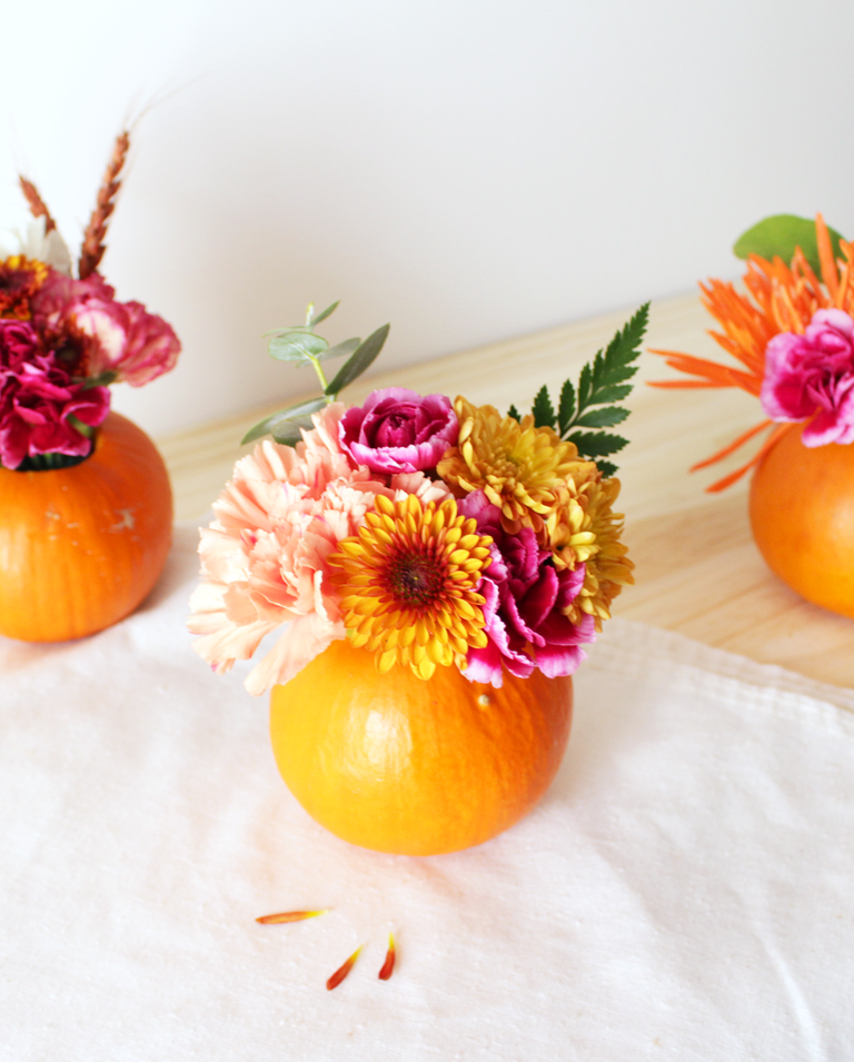 30 Fall Flower Arrangements - Ideas for Fall Table Centerpieces