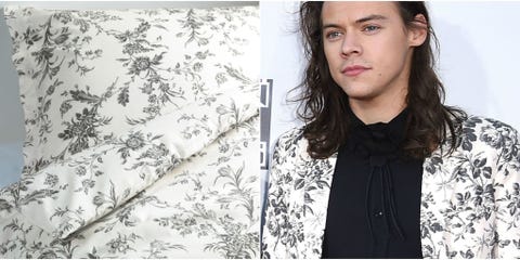 Harry Styles Suit Looks Like Ikea Sheets American Music Awards Looks