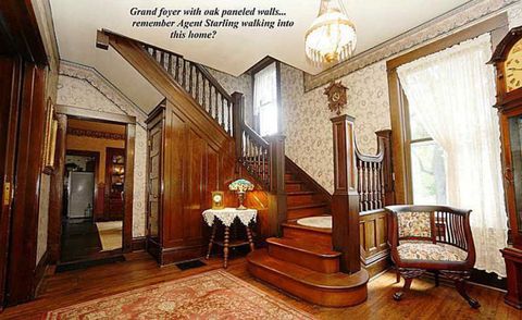 Wood, Interior design, Room, Hardwood, Floor, Property, Flooring, Ceiling, Real estate, Wood stain, 