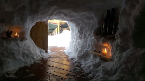 Winter, Amber, Tunnel, Arch, Freezing, Geological phenomenon, World, Formation, Snow, Flame, 