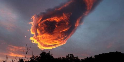 The Hand of God cloud formation