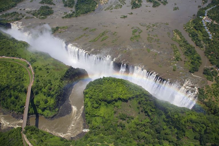 Most Famous Waterfalls Across The World - Most Beautiful Waterfalls