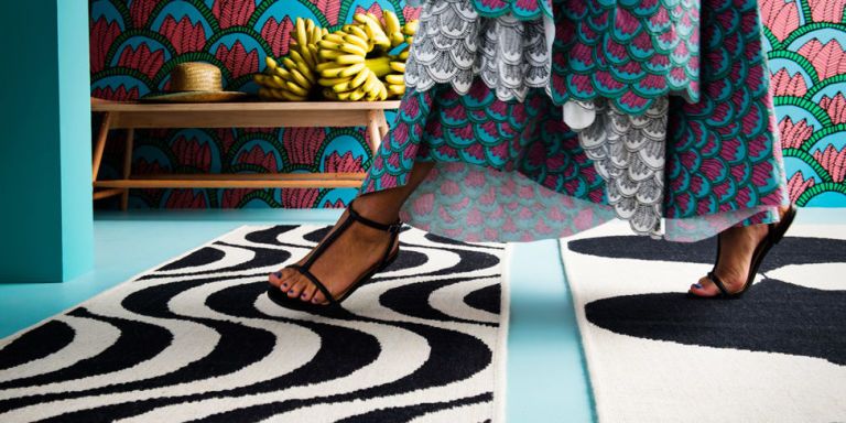 Textile, Pattern, Flooring, Fruit, Foot, Cooking plantain, Teal, Produce, Toe, Banana family, 