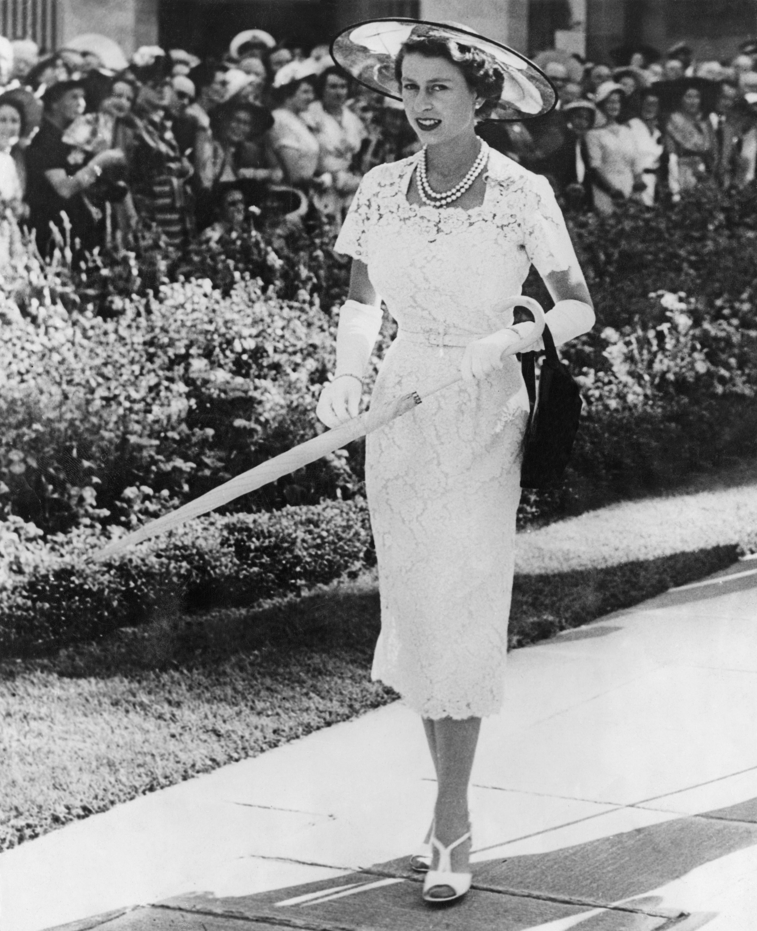 queen elizabeth high heels