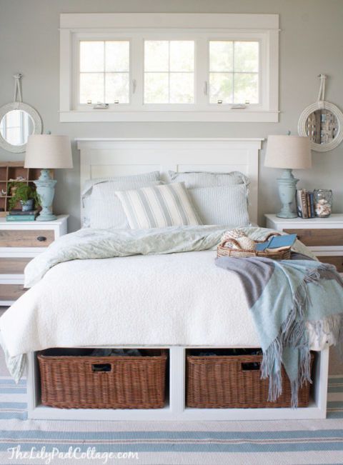 Throw pillow sales bed ideas