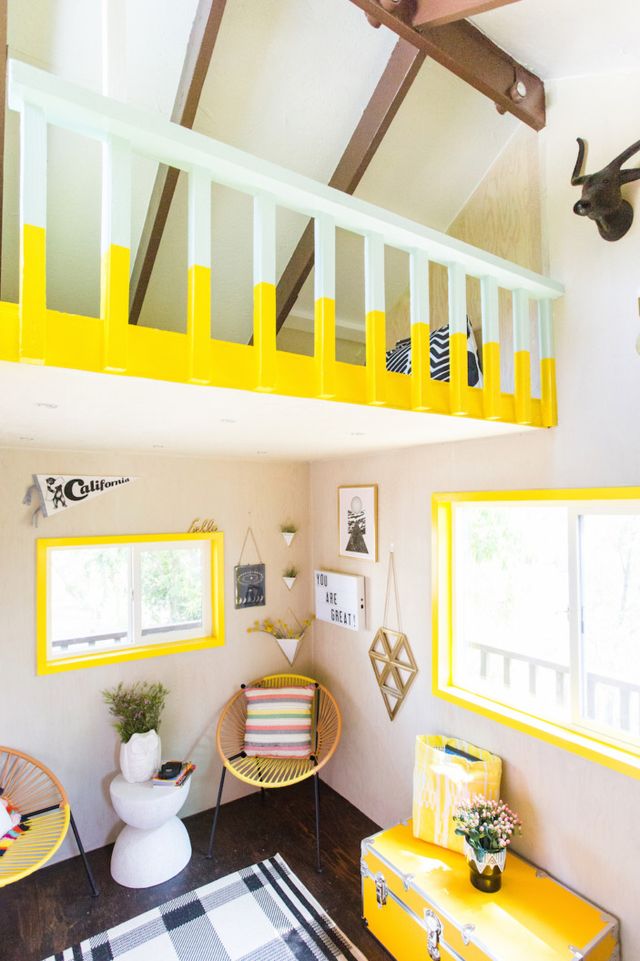Wood, Room, Interior design, Yellow, Property, Wall, Ceiling, Floor, Flooring, Home, 