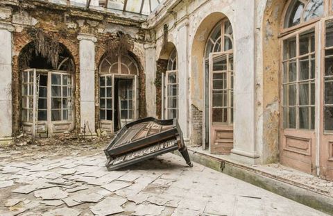 abandoned places, abandoned buildings, haunted places 