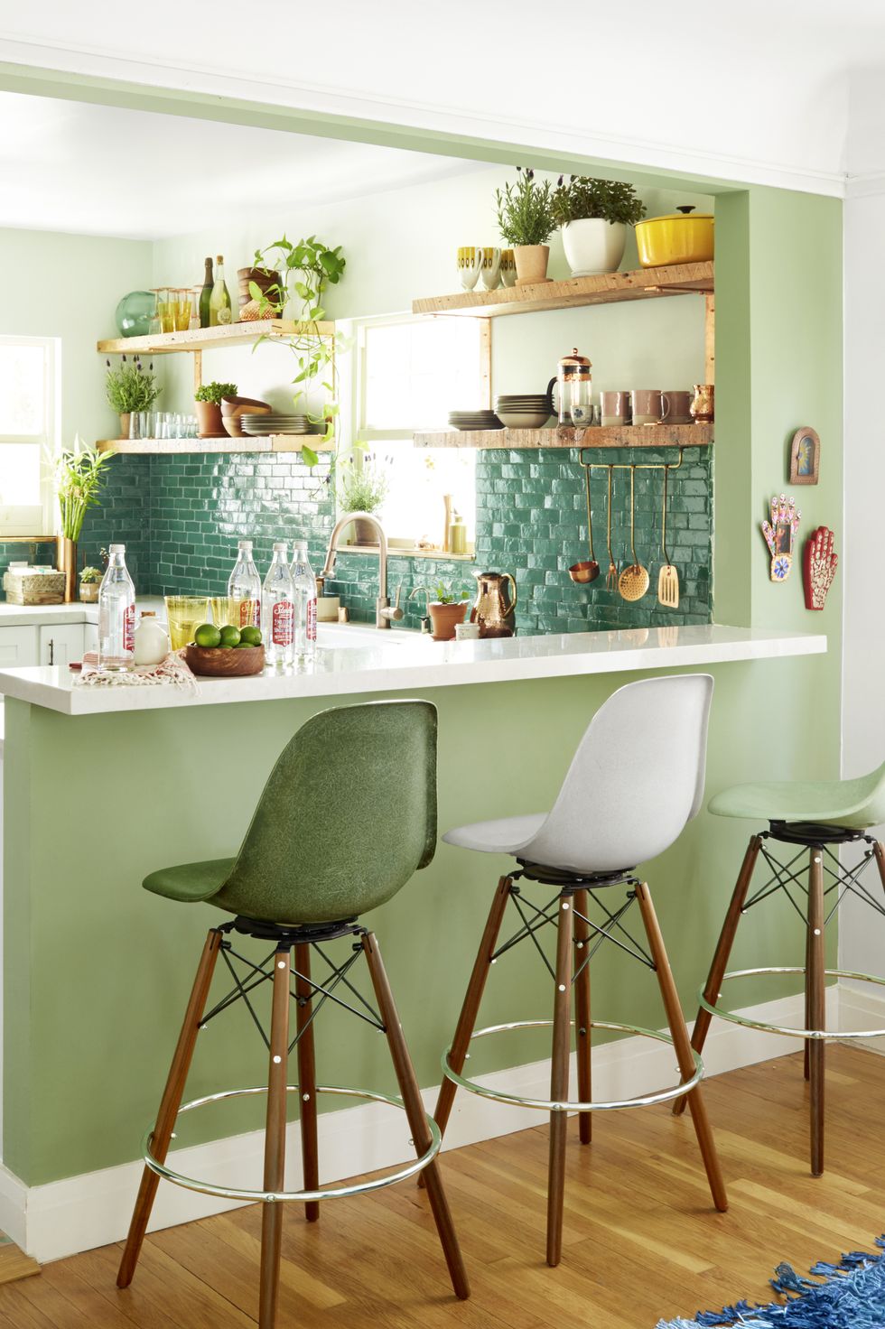 Green Kitchen Paint Colors and Green Wallpapers for Kitchen Decorating