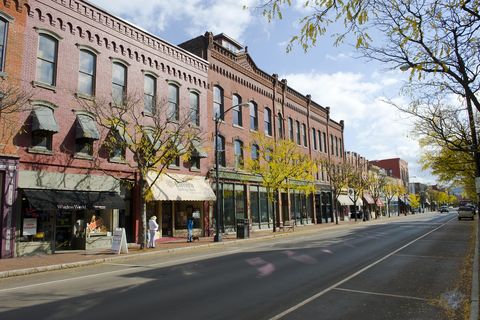 Small American Town Vacation Ideas - The Best Small Town Vacation Spots