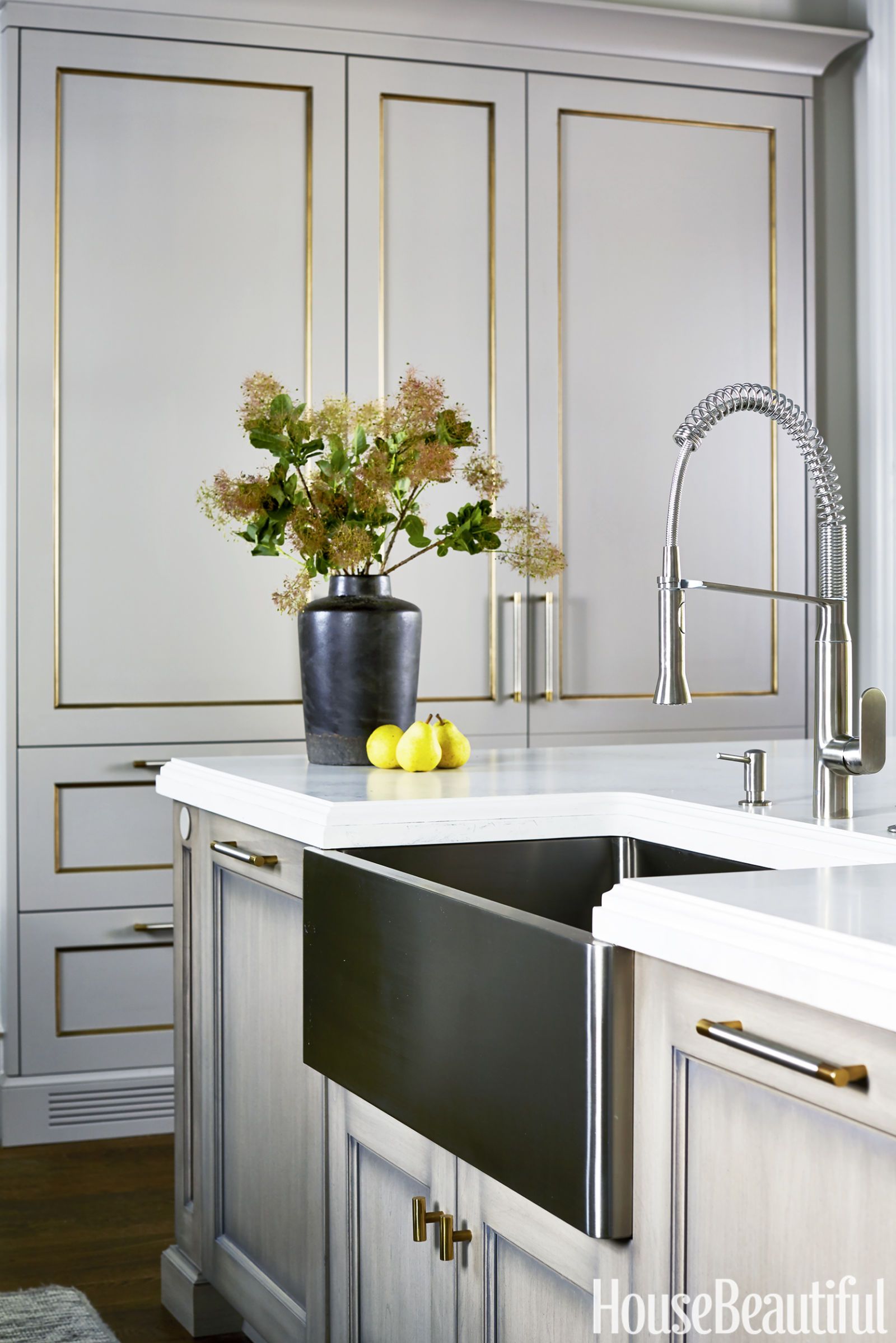 2016 House Beautiful Kitchen Of The Year Matthew Quinn   Touchless Sink 