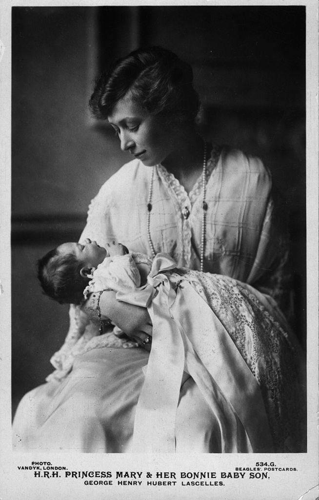 Photograph, Vintage clothing, Snapshot, Child, Black-and-white, Photography, Stock photography, Baby, Retro style, Portrait, 