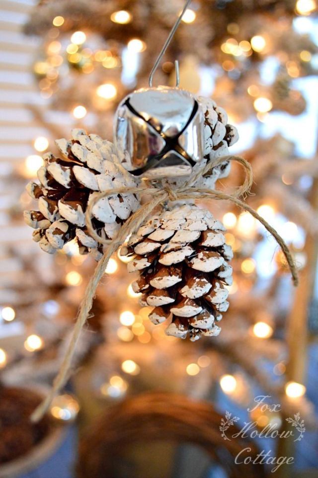 Pinecone Christmas Ornaments & Decorations