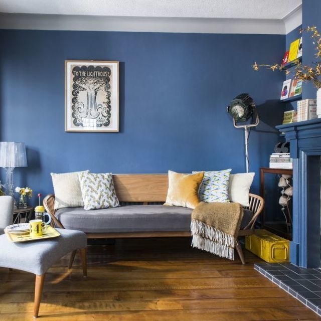 Blue retro living room inspired by books