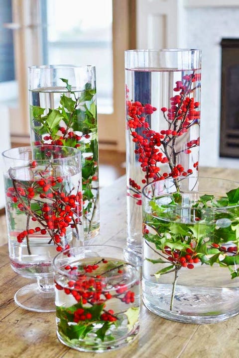 28 Best Diy Christmas Centerpieces Beautiful Ideas For Christmas Table Centerpiece