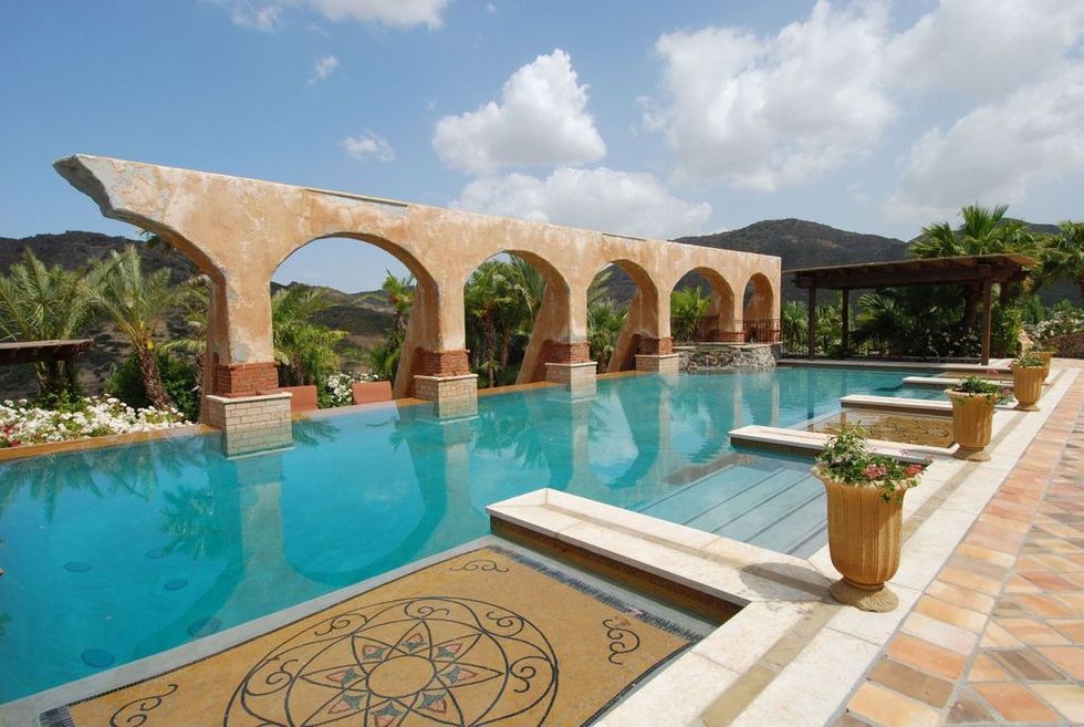 Property, Swimming pool, Estate, Building, Hacienda, Real estate, Resort, Villa, Reflecting pool, House, 