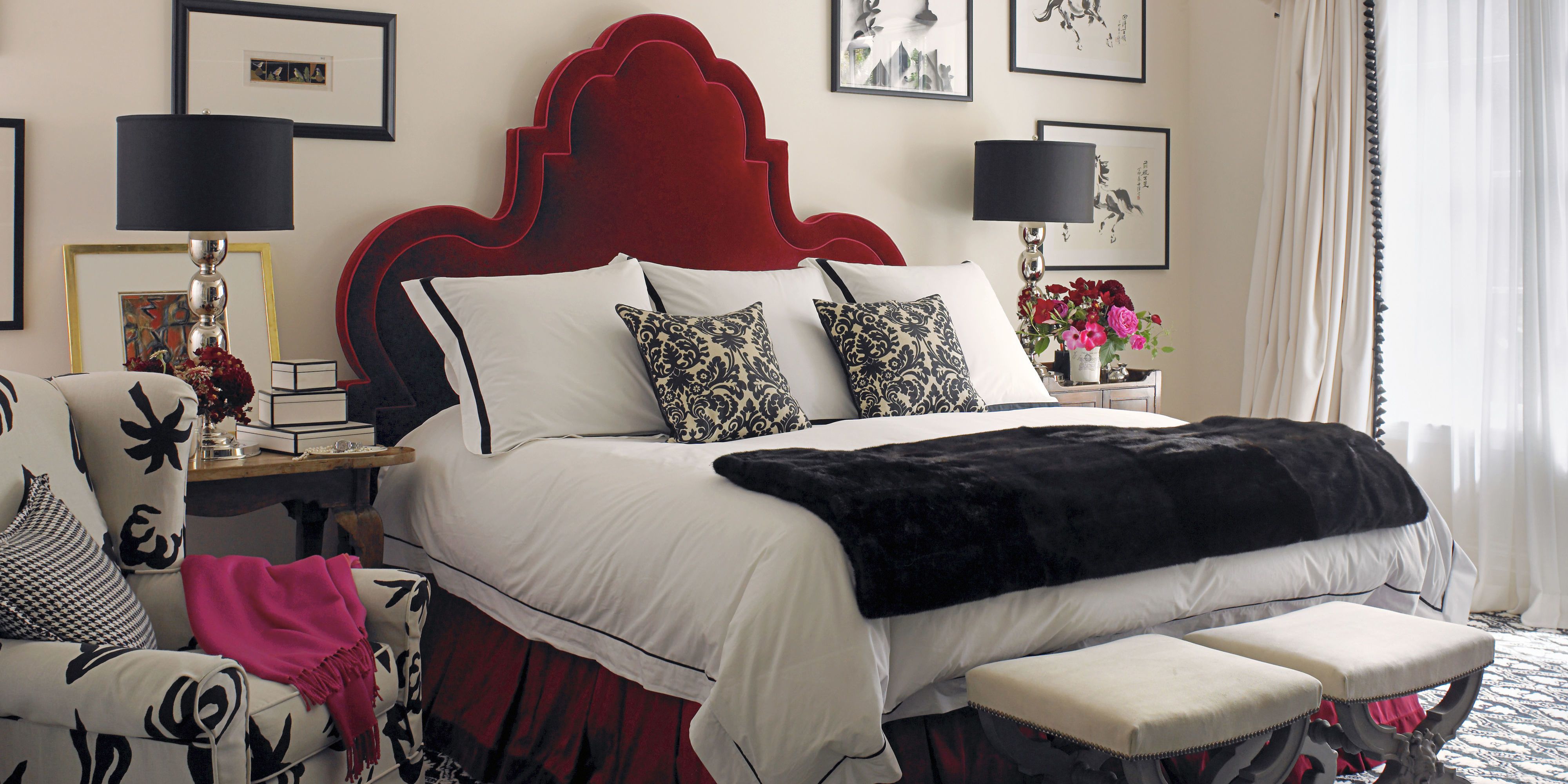 Minimalist Sensual Bedroom Romantic Decorating Ideas for Simple Design