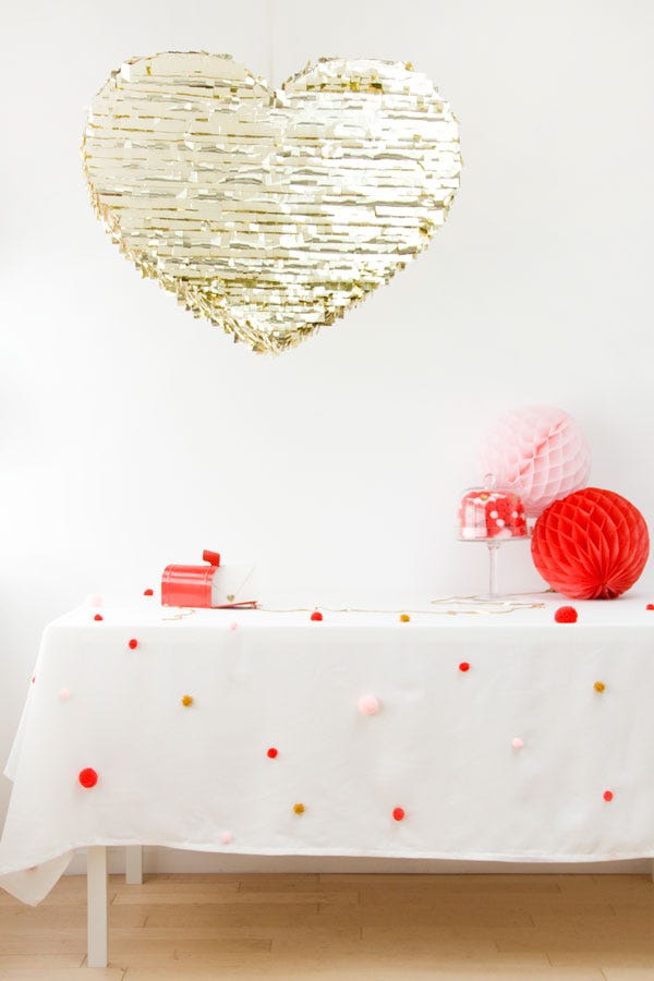mantel de pompones