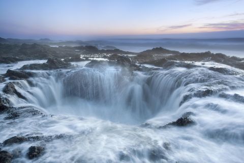 Thor's Well in Oregon