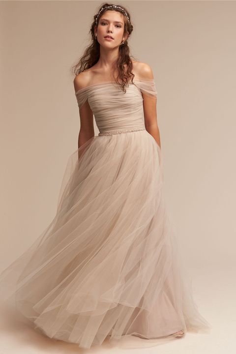 Gown, Clothing, Fashion model, Wedding dress, Dress, Bridal party dress, Shoulder, Bridal clothing, Photograph, Waist, 