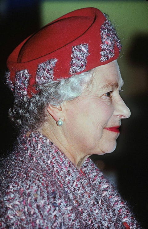 31 of Queen Elizabeth's Best Hats - Queen Elizabeth's Hats