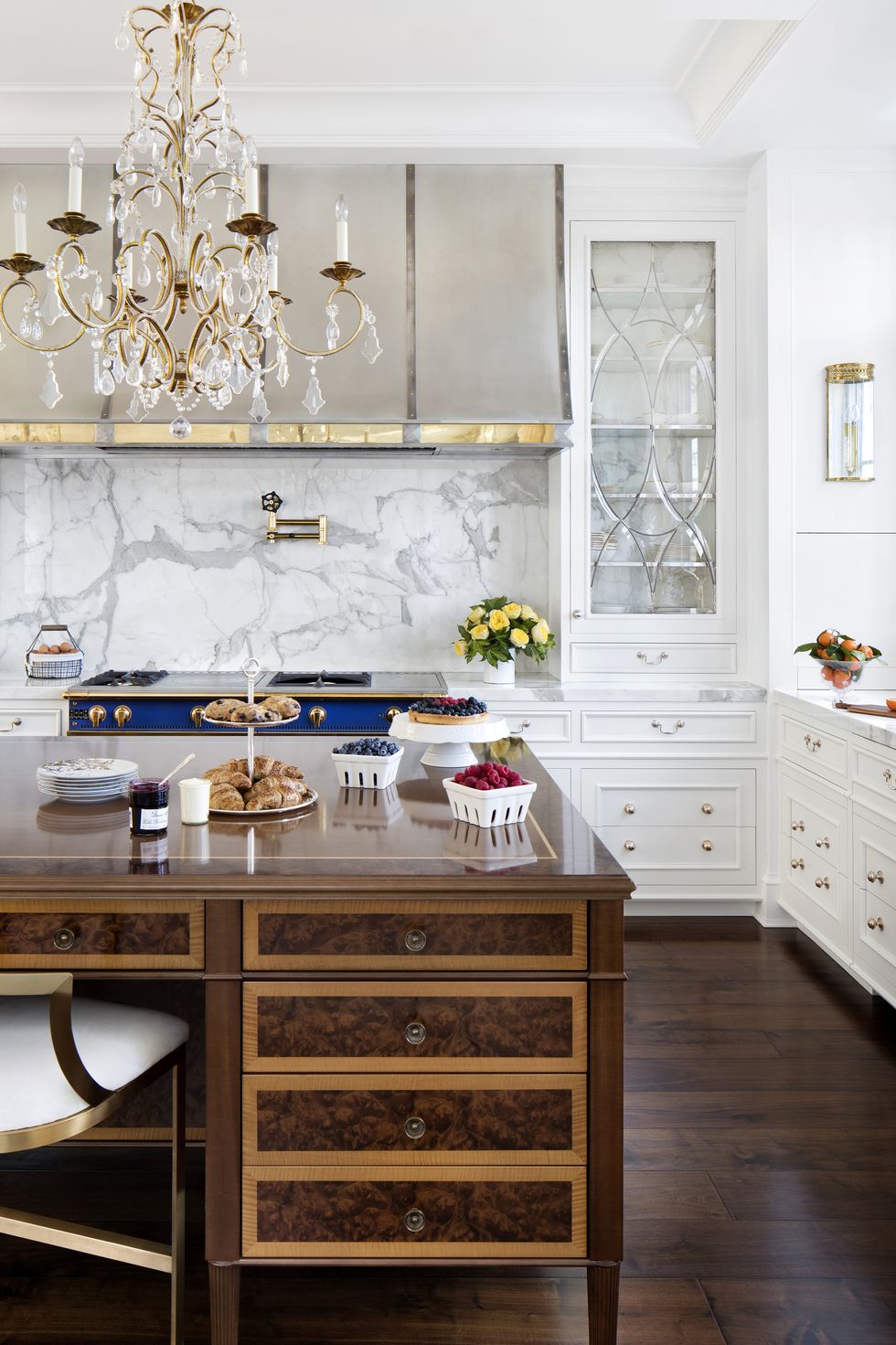 38 White Kitchen Decor Ideas & Pictures