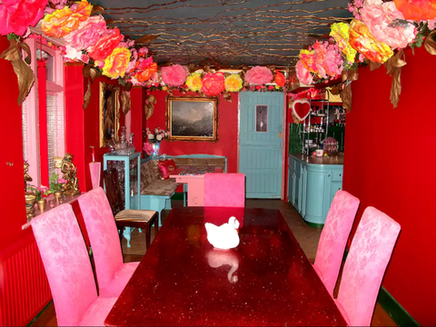 pink house
