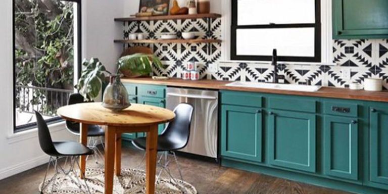 Designers Are Loving This Color for Kitchen Cabinets Right Now
