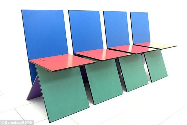 Table, Product, Furniture, Material property, Rectangle, Desk, 