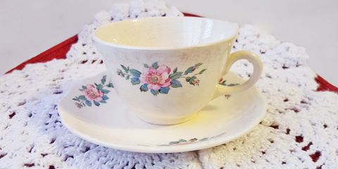 Cup, Teacup, Porcelain, Tableware, Cup, Saucer, Drinkware, Coffee cup, Serveware, Dishware, 