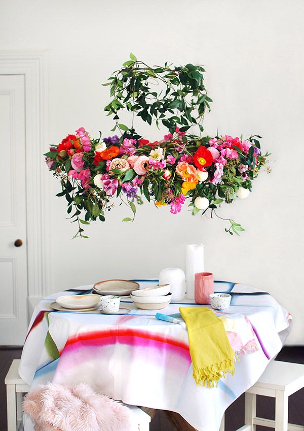 Pink, Room, Flower, Table, Cut flowers, Furniture, Plant, Textile, Interior design, Linens, 