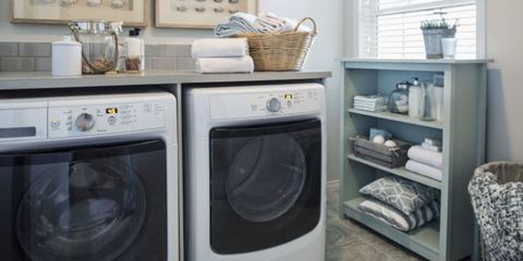 Major appliance, Home appliance, Washing machine, Clothes dryer, Laundry, Laundry room, Room, Furniture, Kitchen appliance, Small appliance, 