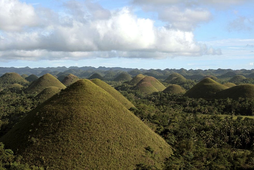 Mountainous landforms, Hill, Highland, Mountain, Sky, Natural landscape, Wilderness, Ridge, Fell, Landscape, 