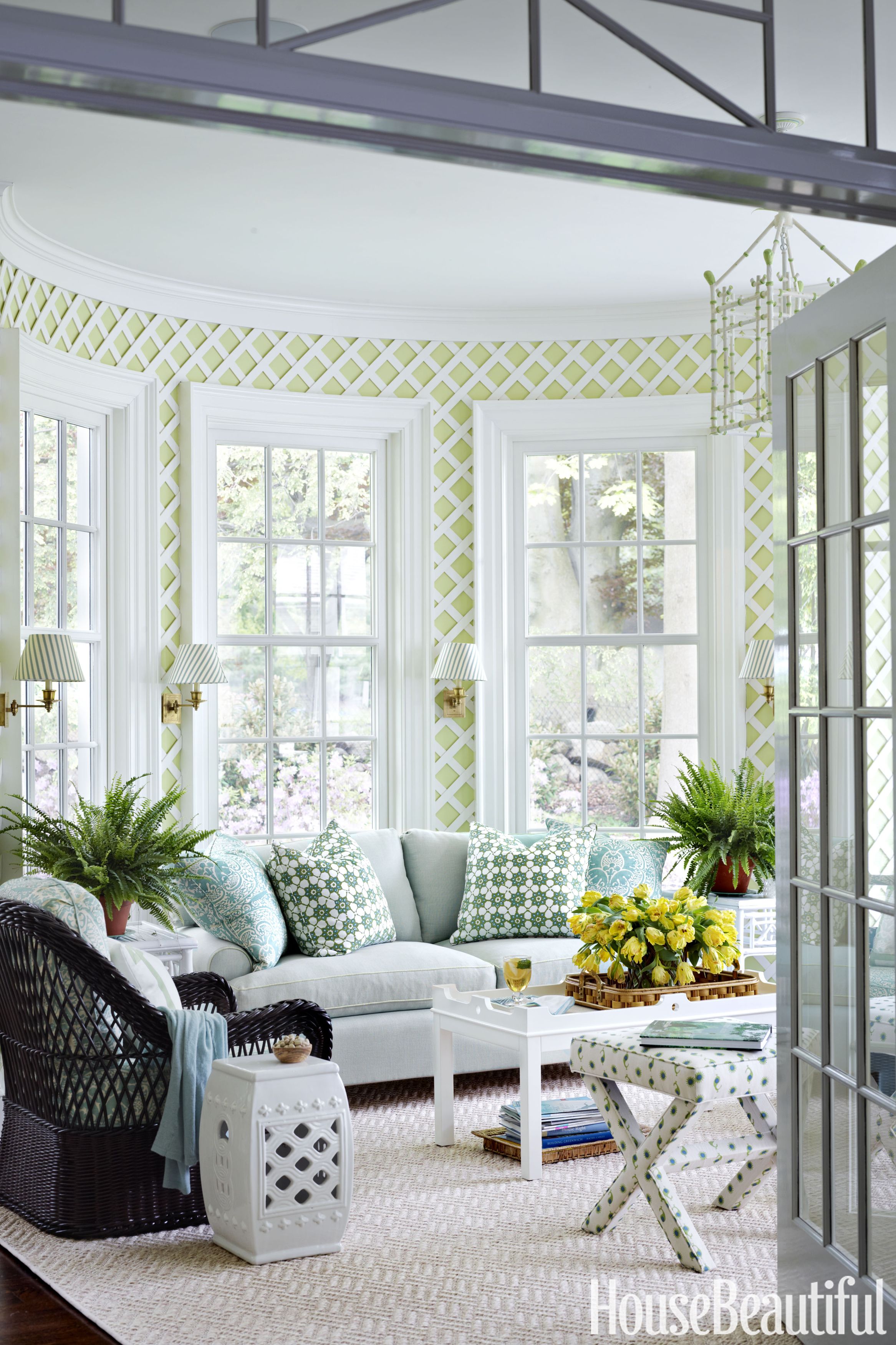 15 Pretty Sunroom Ideas - Chic Designs & Decor for Screened In Porches