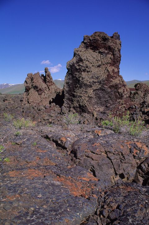 Rock, Outcrop, Bedrock, Geology, Formation, Soil, Badlands, Geological phenomenon, Erosion, Volcanic rock, 