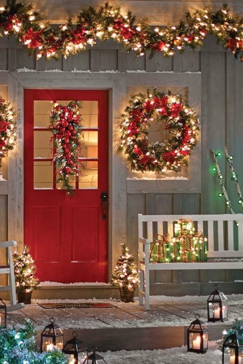 55 Best Outdoor Christmas Decorations - Christmas Yard Decorating Ideas
