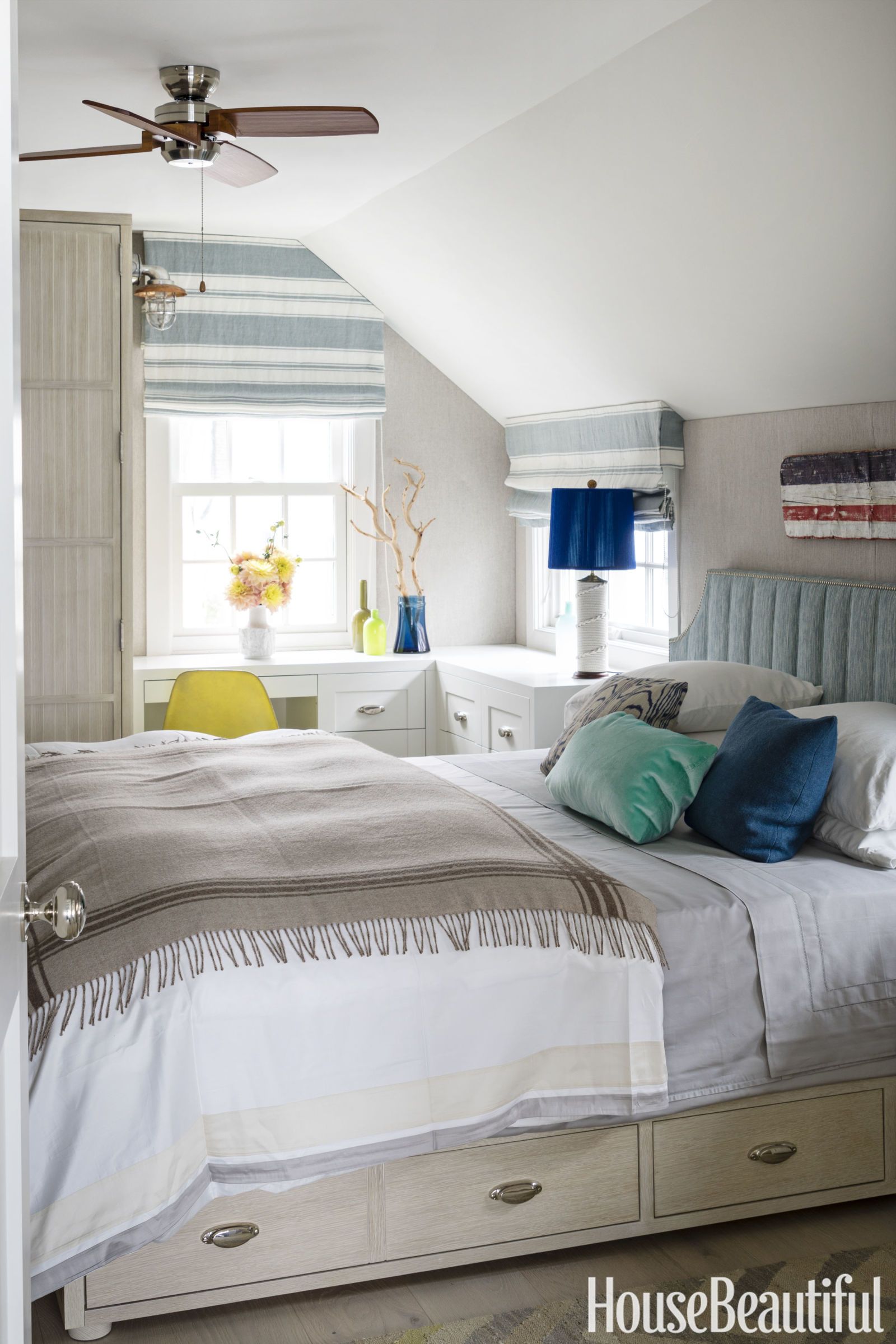 20 Cozy Bedroom Ideas How To Make Your Bedroom Feel Cozy
