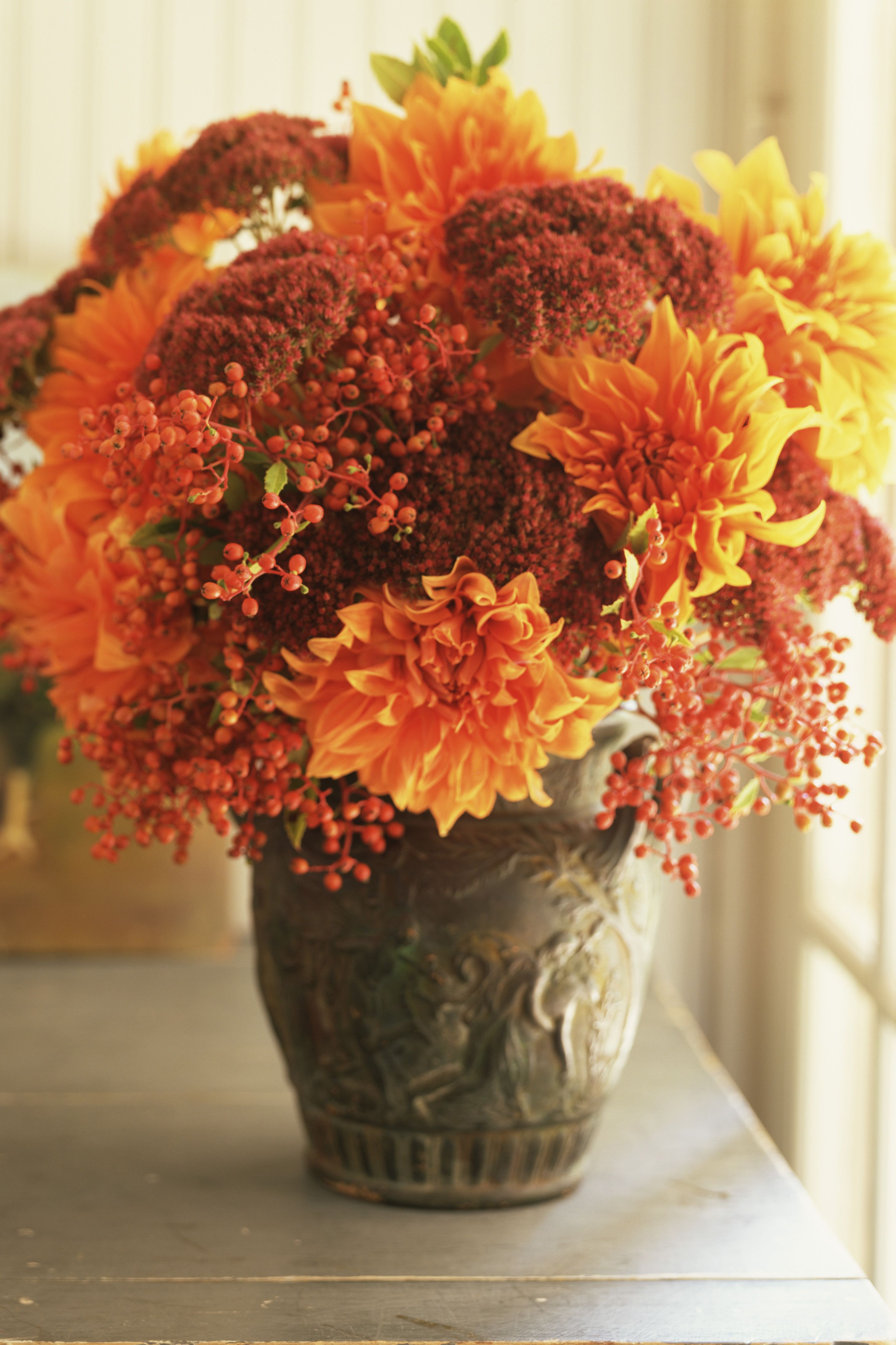 32 Fall Flower Arrangements Ideas For Fall Table Centerpieces