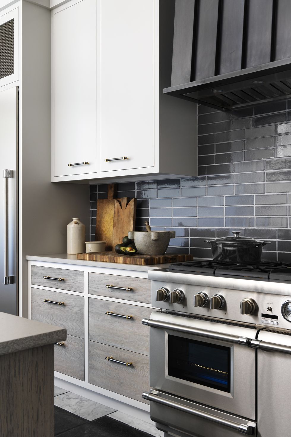 Grey Kitchen Design: Tips to Use Grey Colour in Modern Kitchens