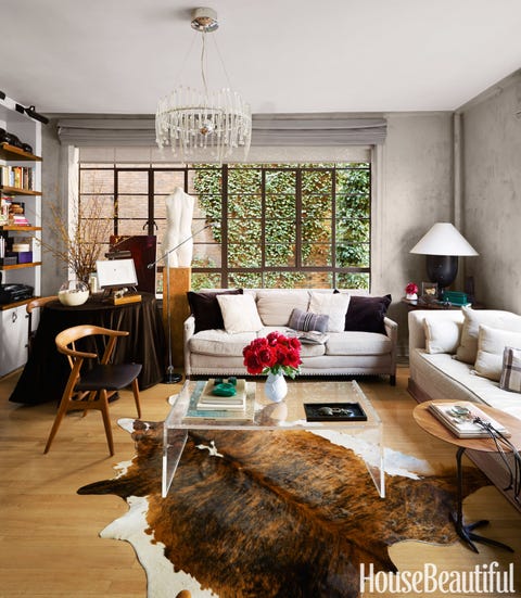 700 Square Foot Manhattan Apartment Juan Carretero Prewar Metal Cats