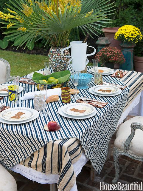 Outdoor Table Setting Ideas - How to Set Your Outdoor Table