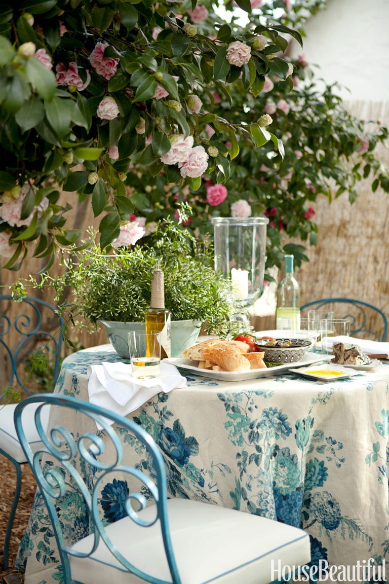 Outdoor Table Setting Ideas - How to Set Your Outdoor Table