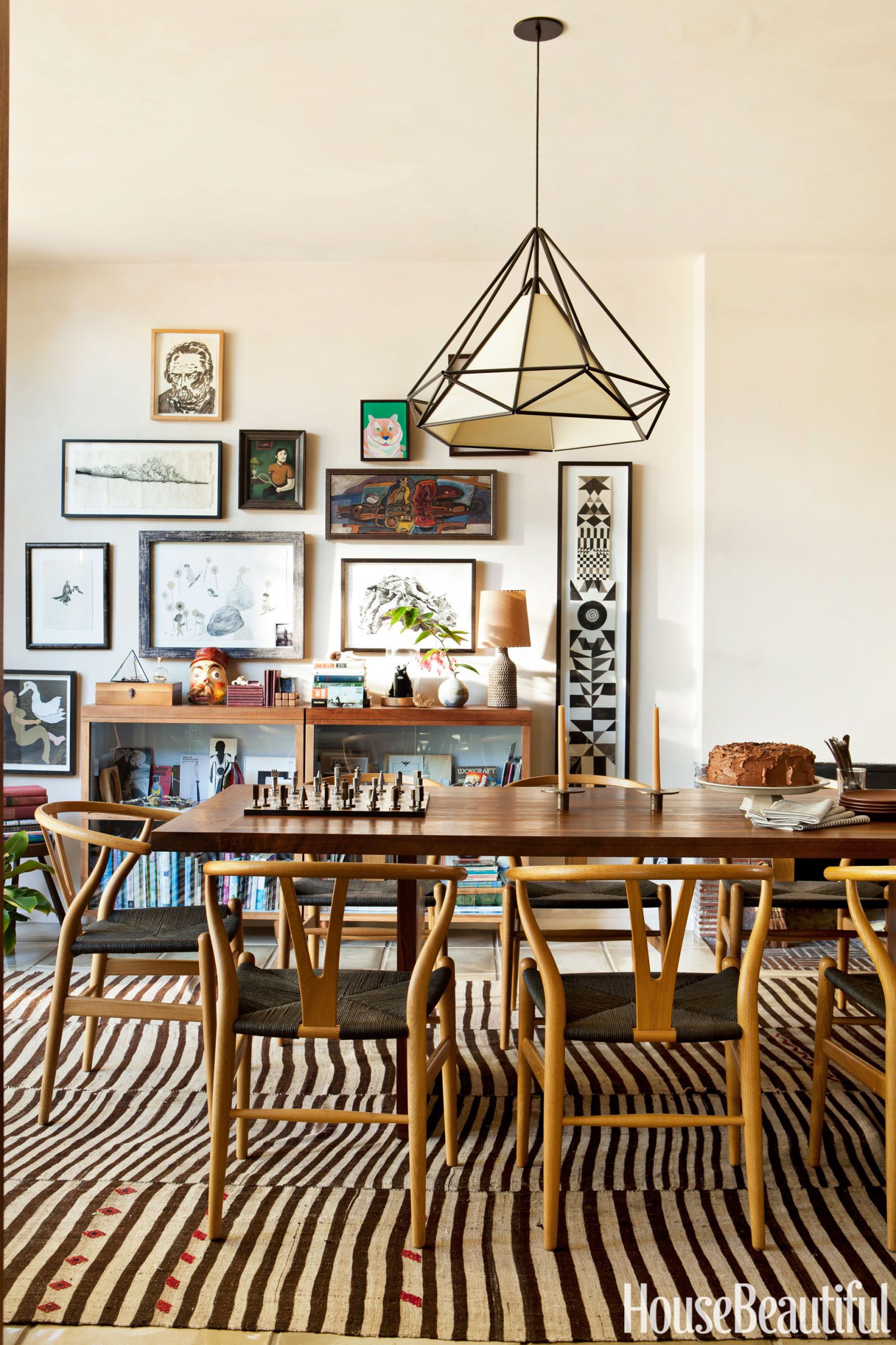 modern lighting above dining table