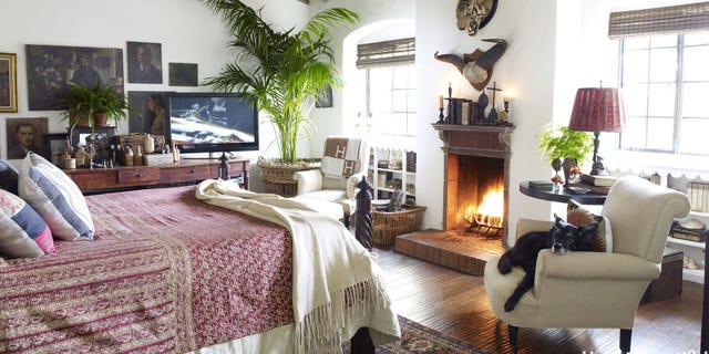30 Cozy Bedroom Ideas - How To Make Your Bedroom Feel Cozy 30 Cozy Bedroom Ideas - How To Make Your Bedroom Feel Cozy