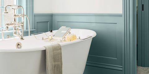 A New Bathroom With Vintage Charm