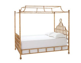 four poster bed