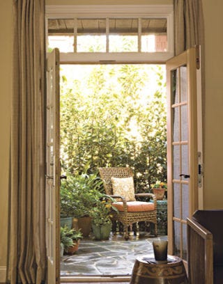 California Beach Bungalow Chad Eisner