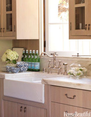 farmhouse sink