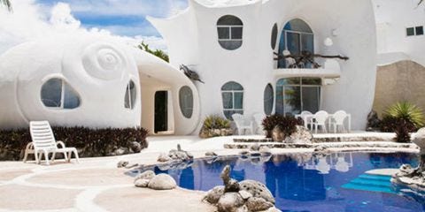 9 Outrageous Homes For Rent