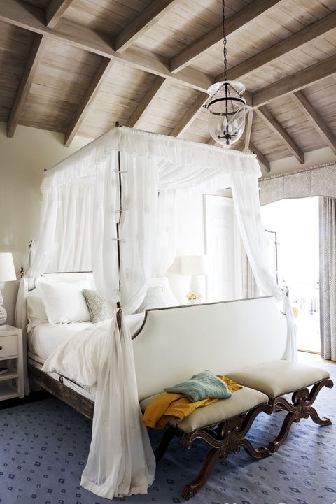 white canopy bed